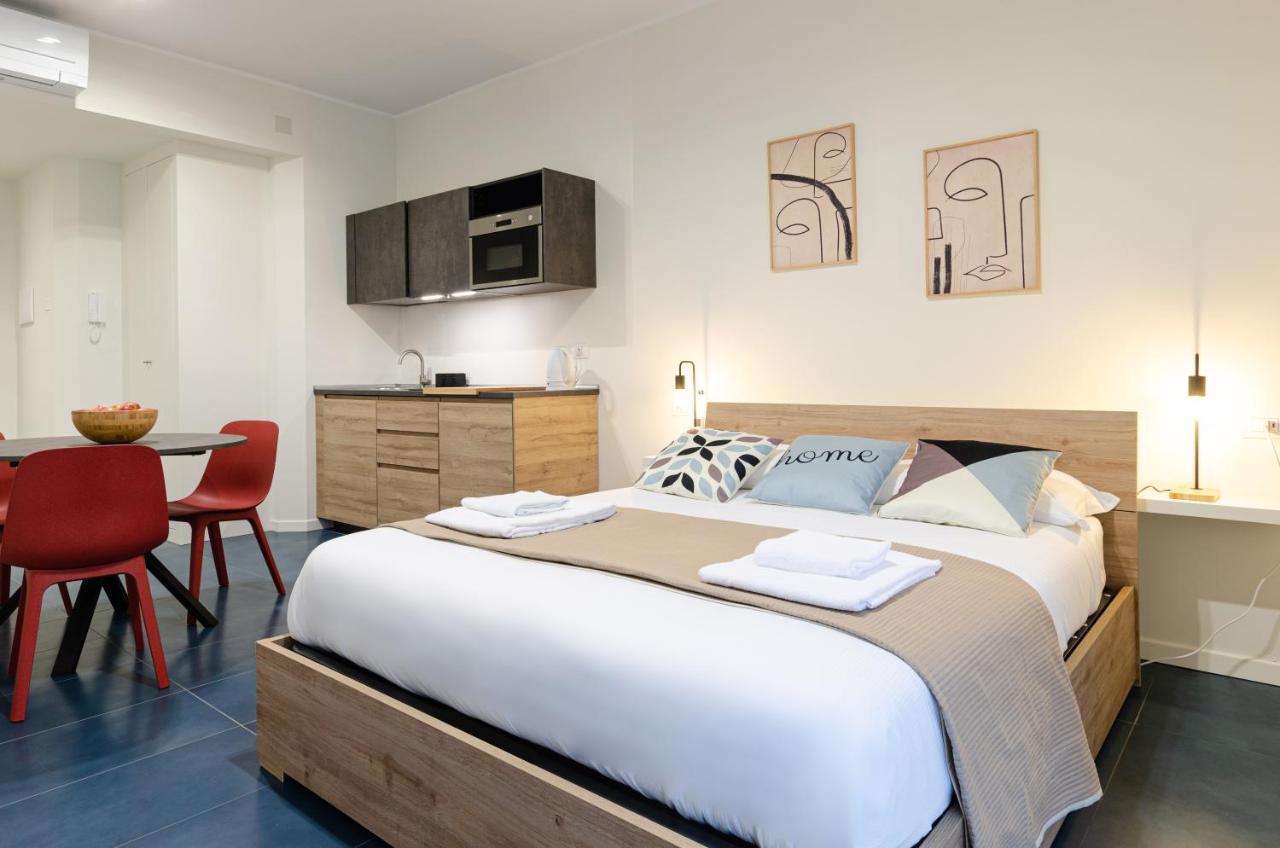Velasquez Apartments - A - San Siro ミラノ エクステリア 写真