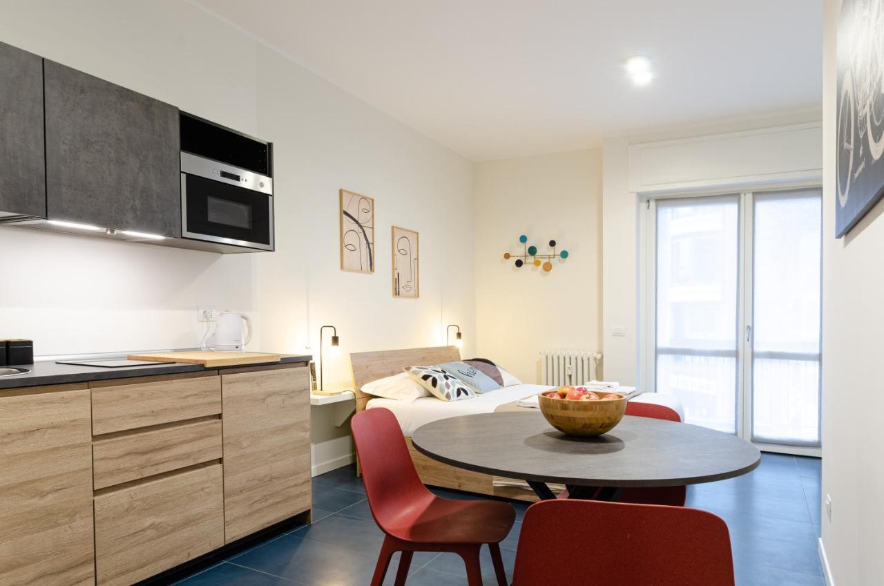 Velasquez Apartments - A - San Siro ミラノ エクステリア 写真